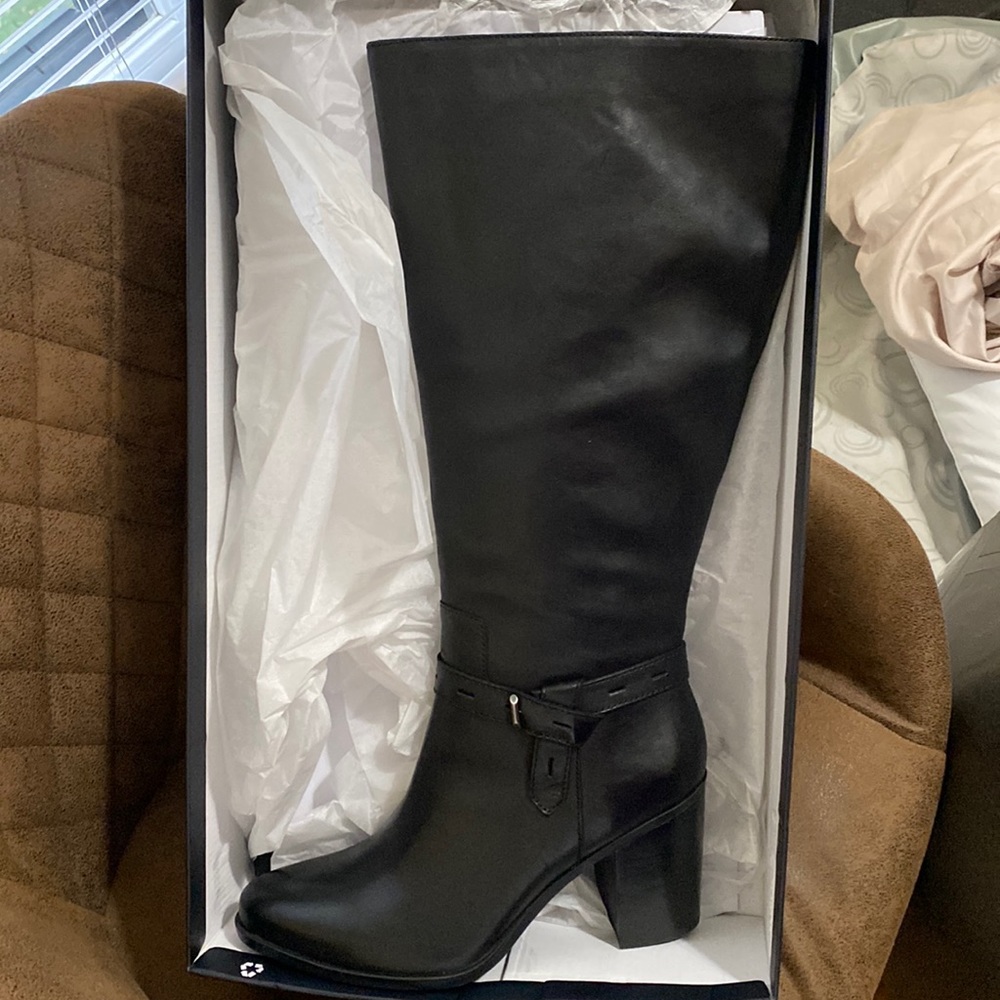 Naturalizer 12M Black Kamora Boots